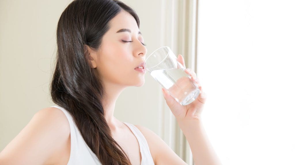 8 thói quen xấu khiến bạn nhanh già đi