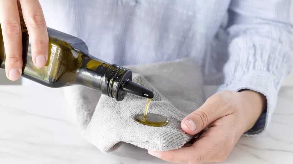 10+ Công dụng của dầu ô liu ít người biết cực hữu ích