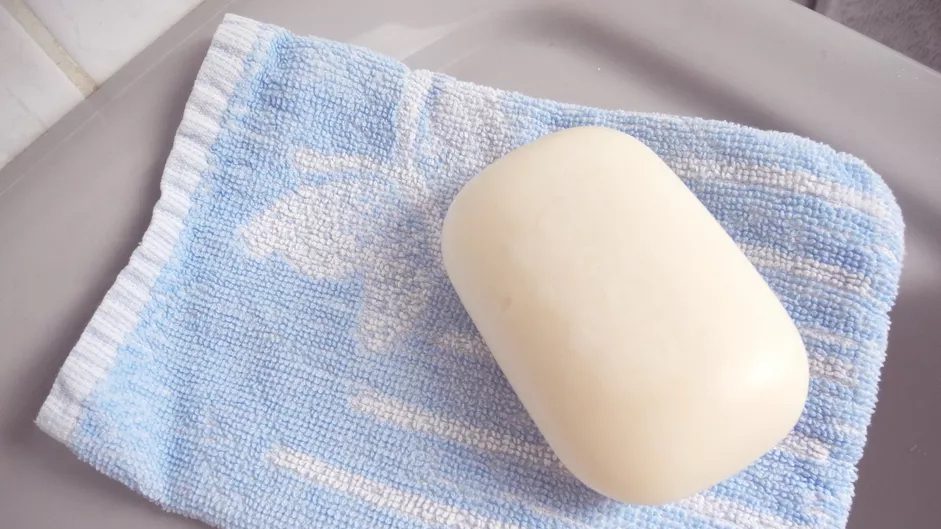 8 Công dụng của xà phòng bánh cực hữu ích ít người biết